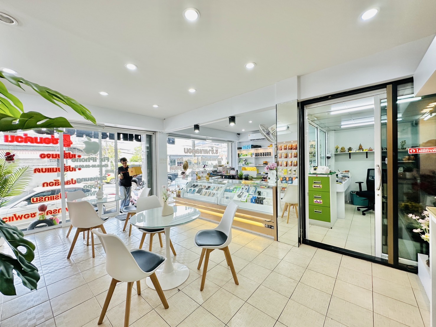img-store
