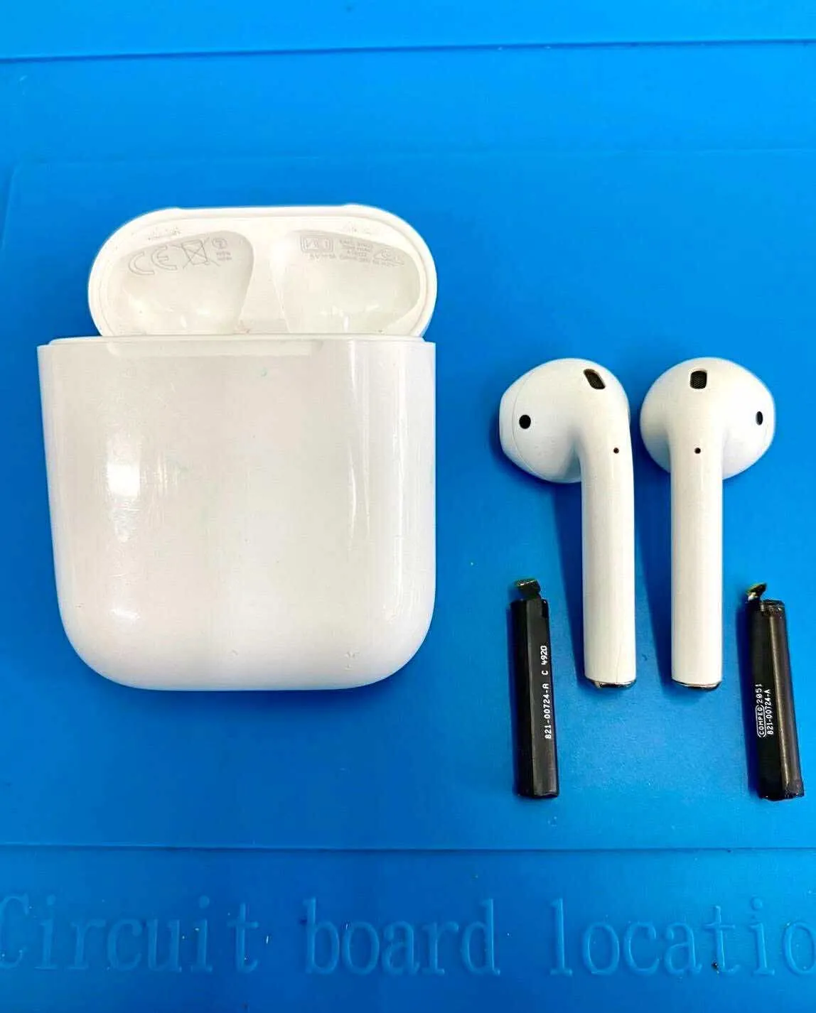 เปลี่ยนแบตเตอรรี่ Airpod