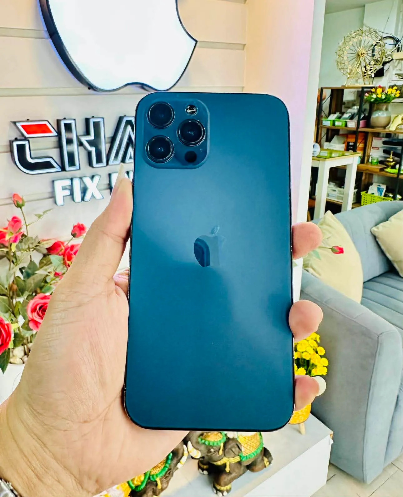 หลังซ่อมกล้อง iPhone เปลี่ยนกระจกเลนส์ใหม่และคาลิเบรตกล้อง ภาพคมชัดกลับมาปกติ