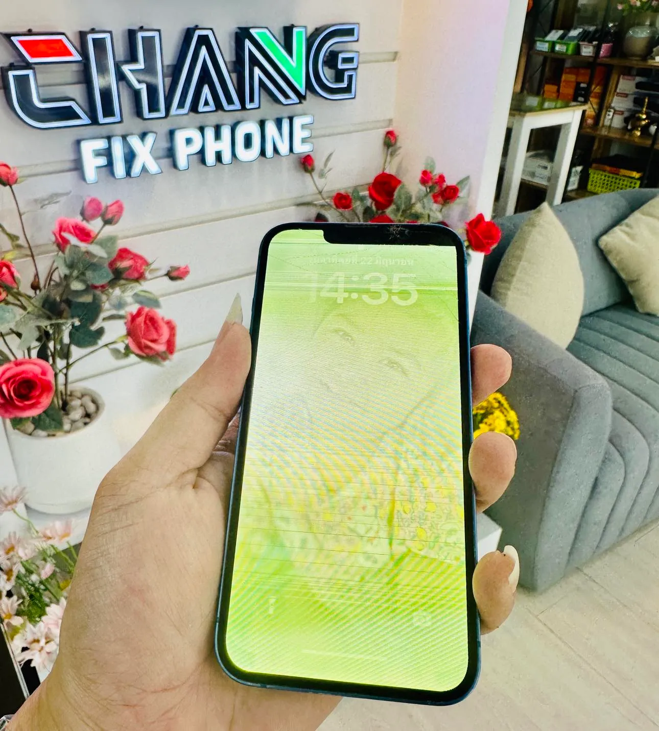 เปลี่ยนจอแท้ iPhone13